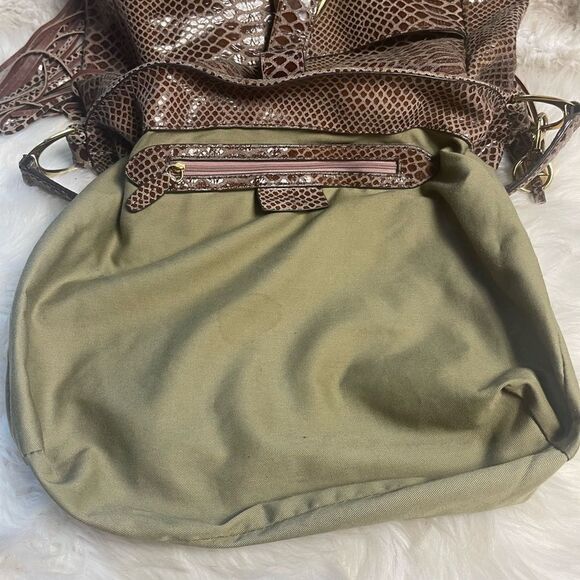 G.I.L.I.  Leather Brown snake skin print Medium Boho shoulder bag Tasel accent . - Picture 10 of 12